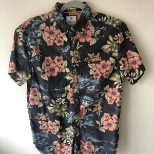 DENIM & FLOWER DRESS SHIRT, SLIM FIT. SIZE L———! !